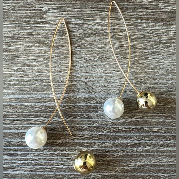 Minimal earrings A499 - Picture 3 of 4